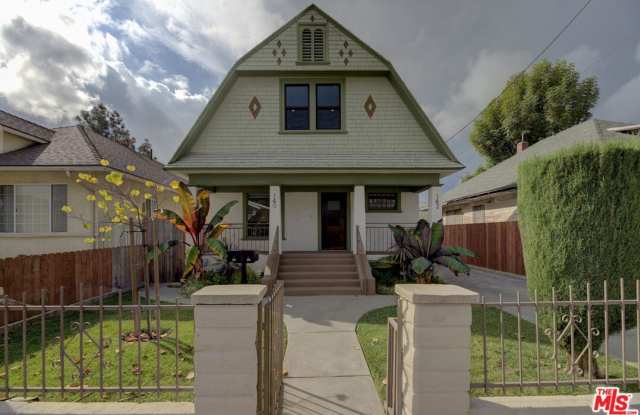 140 ROSELAWN Pl photos photos 140 ROSELAWN Pl photos photos