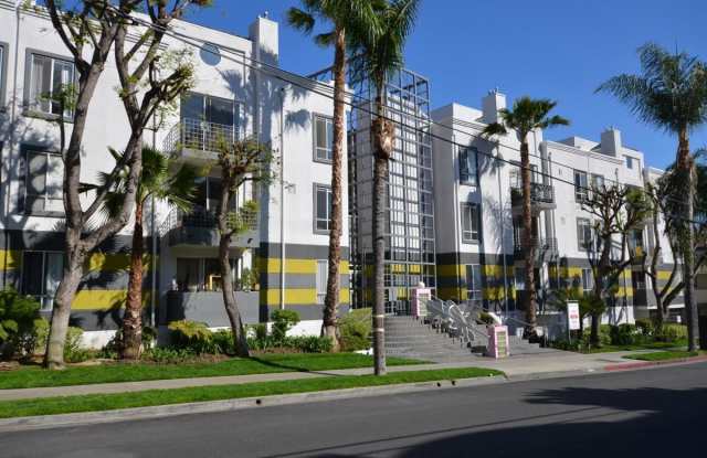 884 Palm Ave photos photos