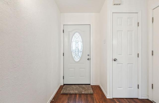 5509 Gates Drive Gallery 2