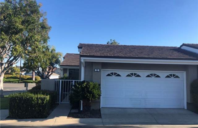 22 Lone Pine Gallery 2