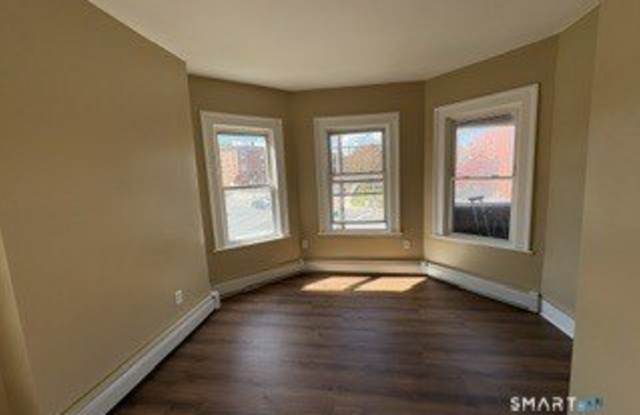 556 Zion Street Gallery 2