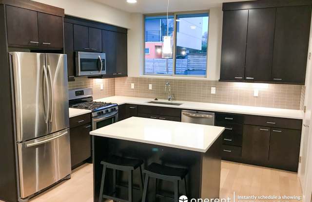 918 Martin Luther King Jr Way S #C Gallery 2