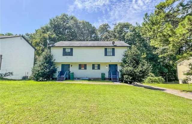 5022 Hawthorne Ct SE - 5022 Hawthorne Court, Smyrna, GA 30080