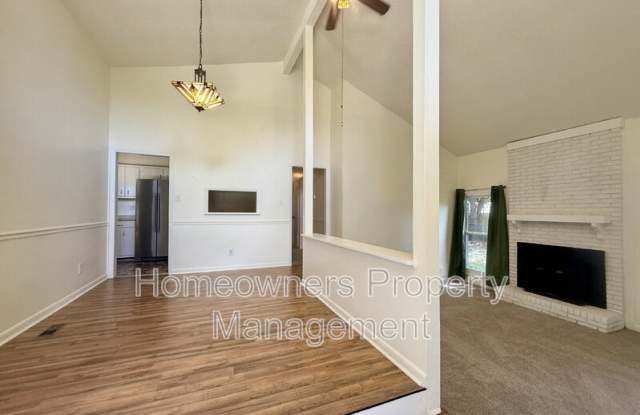1009 Louisburg Place Gallery 3