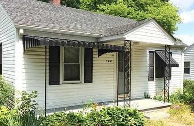 2 Bed 1 Bath Home in Burlington-Coming Soon! - 1403 Durham Street, Burlington, NC 27217