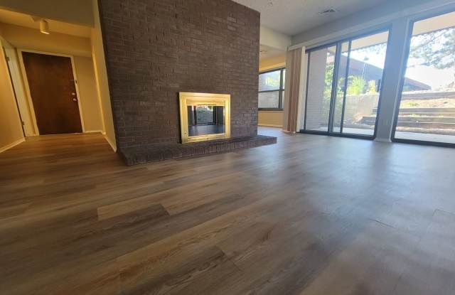 Sunny and Quiet Garden Level 3 bed, 2 bath condo in a convenient East Boulder neighborhood. Gallery 3