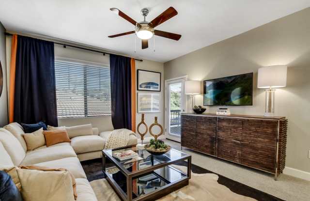 Desert Club Apartments Gallery 4