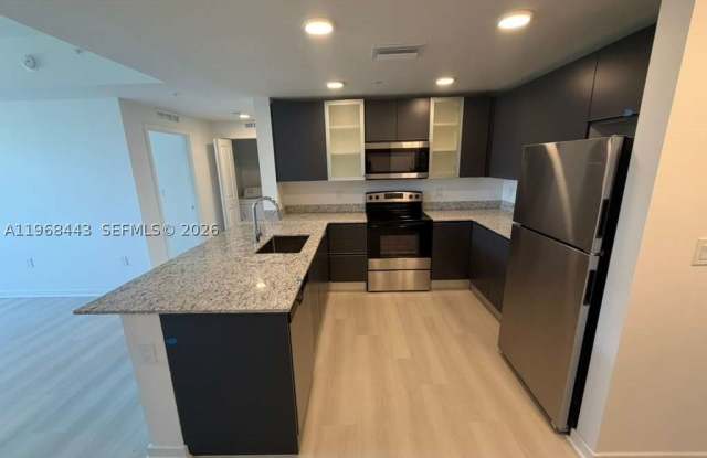 5587 MILLENIA PARK BLVD Gallery 1