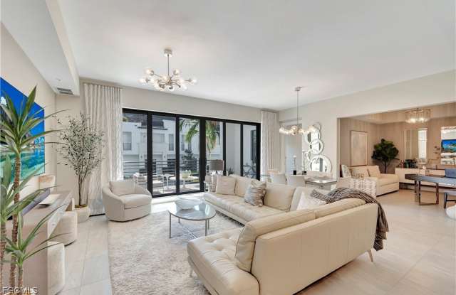 1111 Central Avenue unit: 211 photos photos