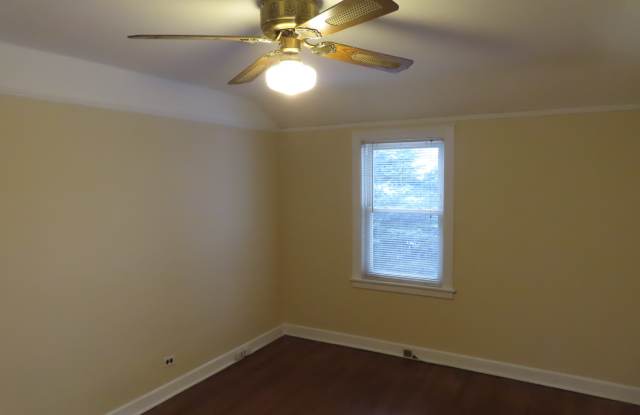 1710 North 73rd Court Gallery 2