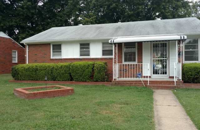 Churchill HOME photos photos