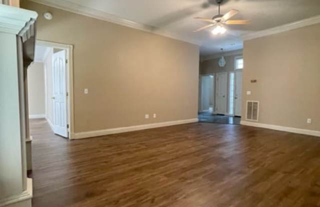 1456 N Timberline Dr Gallery 4