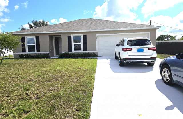 3681 SW Haines Street photos photos