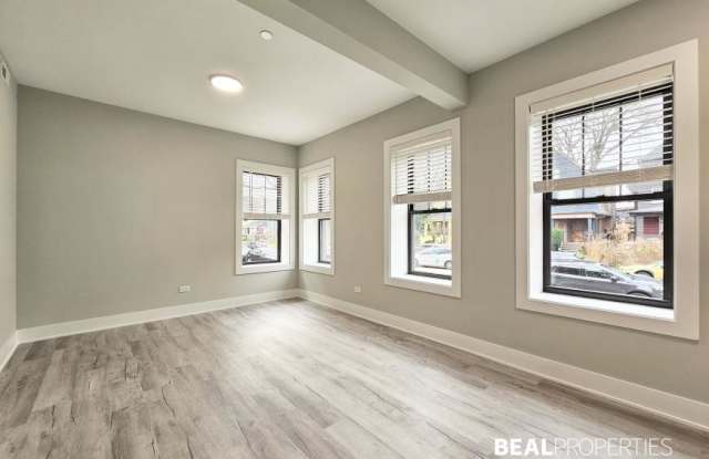 1139 Oak Ave photos photos