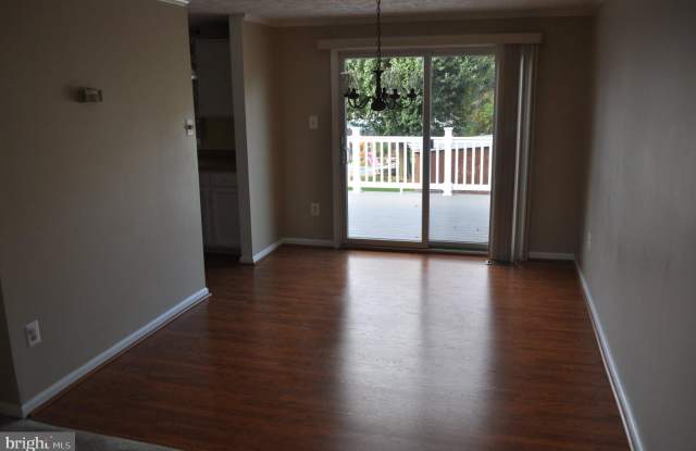 1662 CANONADE Court Gallery 3