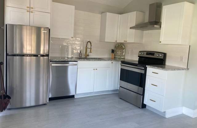 1 bed 1 bath unit in Fairmont Park - Tarpon Springs Gallery 3