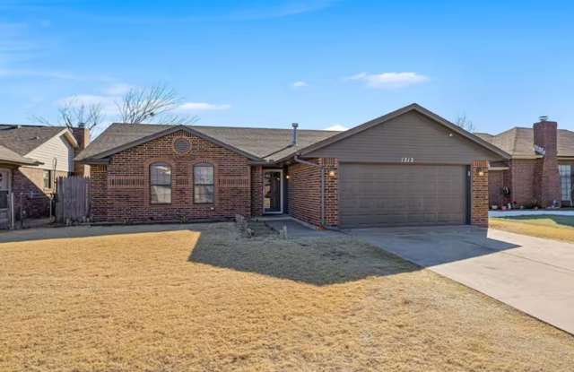 Charming 3BR House in Oklahoma City photos photos