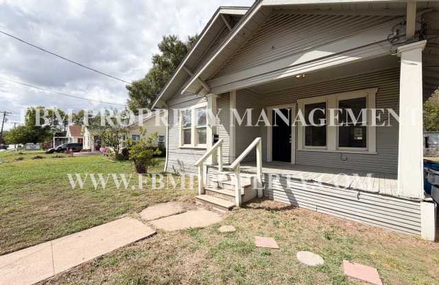 1804 W 2nd St - Beautiful 3 Bedroom, 1 Bathroom Home in Corsicana, TX! Gallery 4