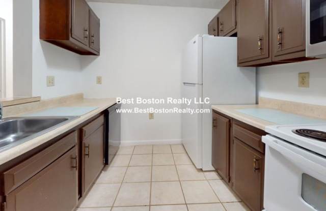 1123 Revere Beach Pkwy. Gallery 1