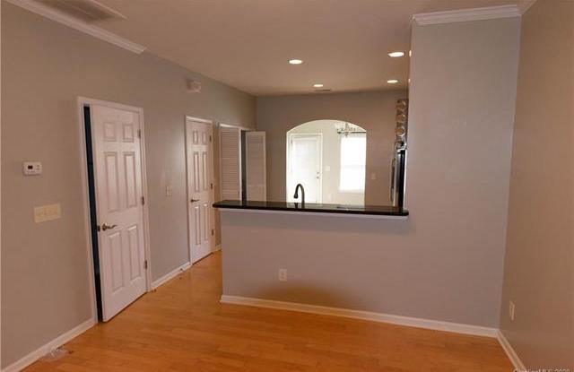 2713 Grain Mill Lane Gallery 3
