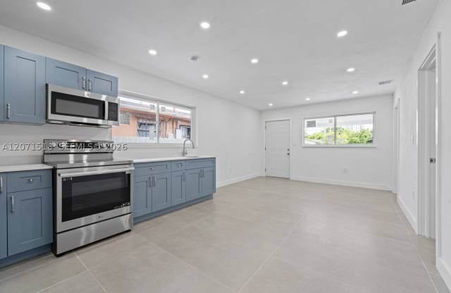 1849 NW 16th St photos photos