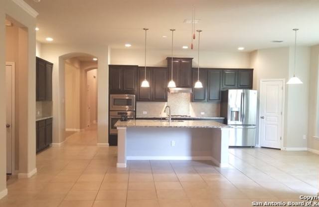21214 Capri Oaks Gallery 3