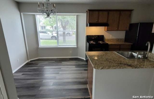 5414 PORT TOWNSEND DR Gallery 4