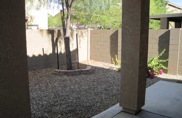 9681 N 82nd Ln Gallery 3