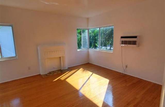 Biarritz Beach Retreat Gallery 4