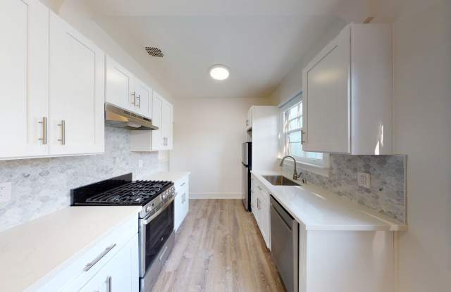 2410 Dwight Way photos photos