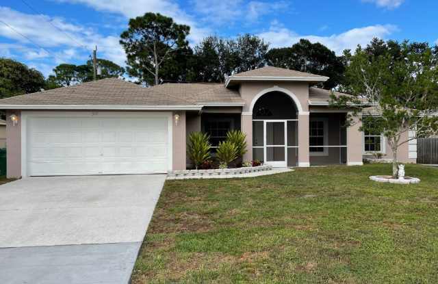 Pet-Friendly 3BR/3BA Single-Family Home in Port Saint Lucie photos photos