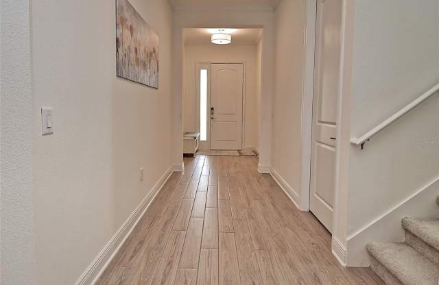 437 ALBERATA Way Gallery 2