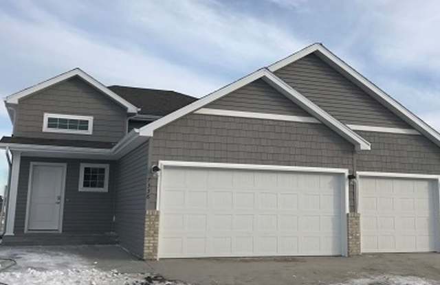 4 Bed 3 Bath photos photos