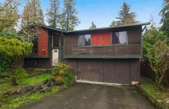 Charming Home with Serene Garden Retreat photos photos