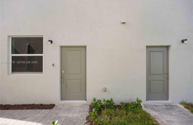 13621 Sw 185TH LN photos photos