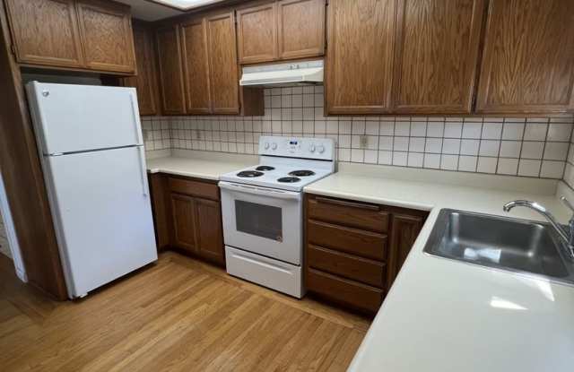 6-Month Lease – Charming West Petaluma Accessory Unit photos photos