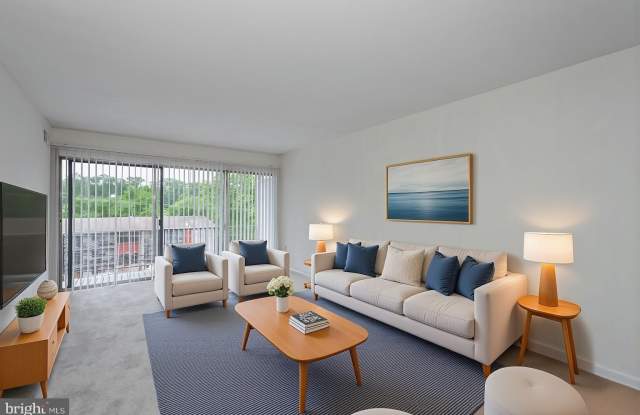 5200 QUINCY Street unit: B2 photos photos