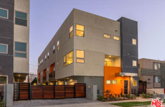 6072 Pickford Street Gallery 1