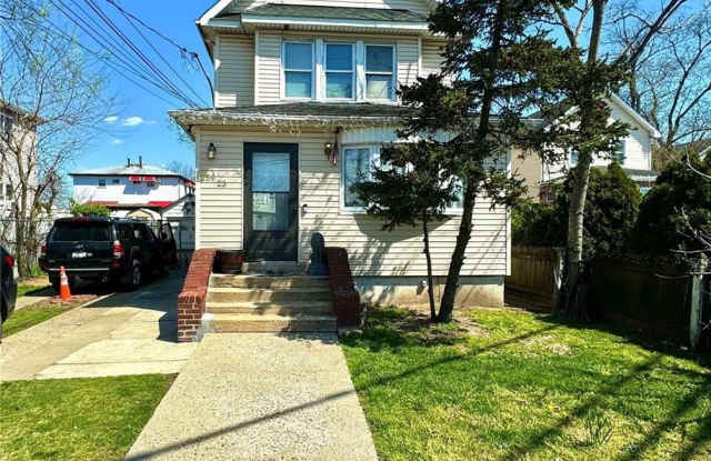 259-23 Francis Lewis Boulevard - 259-23 Francis Lewis Boulevard, Queens, NY 11422