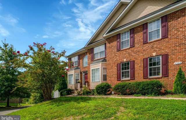 4905 FAITH CROSSING Court Gallery 2