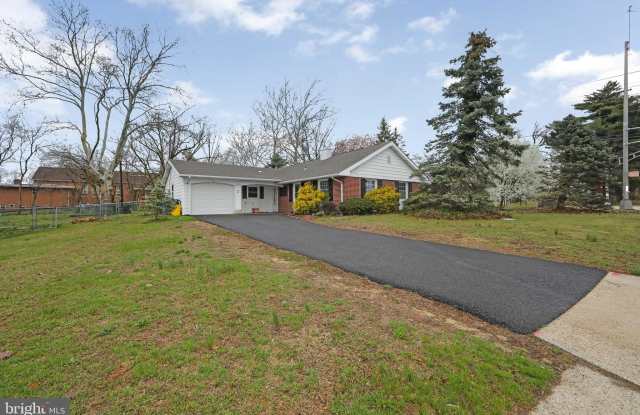2 S SUNSET Road - 2 South Sunset Road, Burlington County, NJ 08046