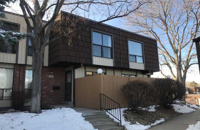 9335 W Utah Pl - 9335 West Utah Place, Lakewood, CO 80232