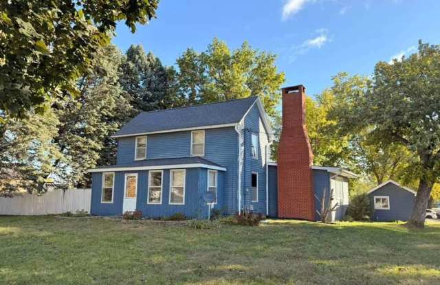 2130 S Riverside Drive - 2130 South Riverside Drive, Iowa City, IA 52246