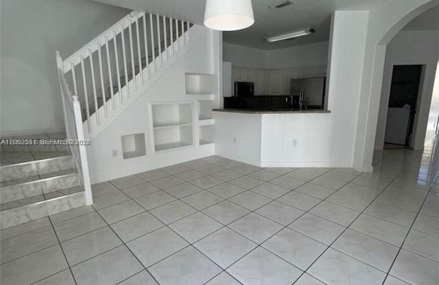 4847 NW 108th Court, Doral, FL 33178 - 4329 Gallery 3