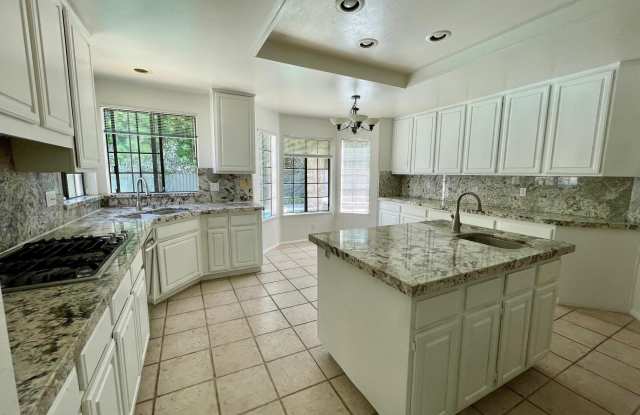 5580 Eagle Point Circle Gallery 4