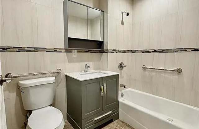 8315 13th Ave # 3A Gallery 3