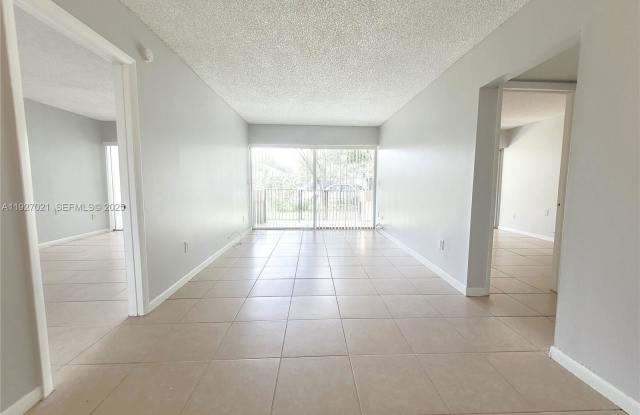 400 Northeast 18th Avenue photos photos