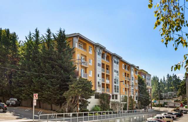 Beautiful 2 Bed 1.75 Bath Condo in Downtown Bellevue photos photos