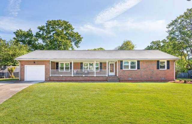 Call Rashida Clarke at (757)325-9880 for more information Gallery 1