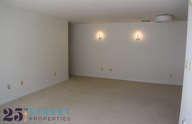 4936 V St Gallery 4